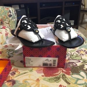 tory burch shoes greenhills